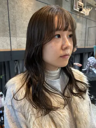 ロング カラー パーマ ヘアアレンジ 押切 響 のヘアスタイル