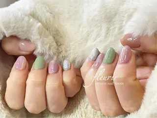 ネイル フルリール 【プライベートサロンのネイルデザイン
