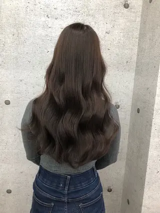 ロング カラー 川越 輝梨奈のヘアスタイル
