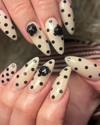 ネイル 川畑 朱華のネイルデザイン