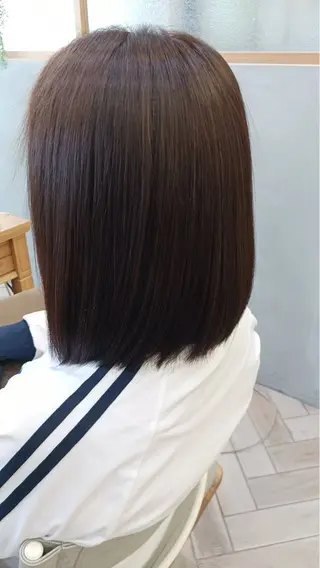 ミディアム 岡 拓実のヘアスタイル