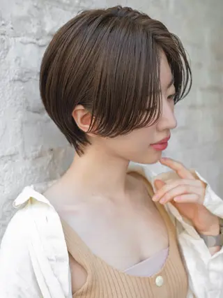 ショート ズミ/レイヤー🦖艶 カラー/Wカラーのヘアスタイル