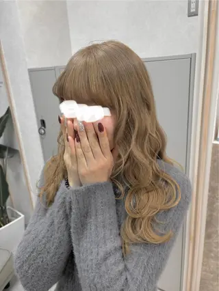 ロング 草場 遼子のヘアスタイル