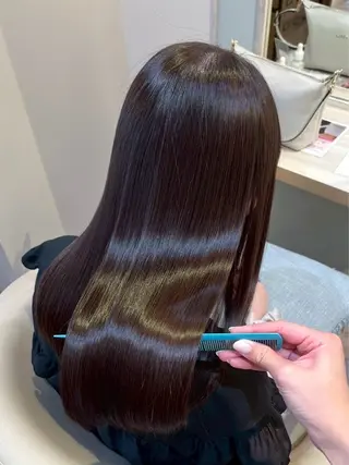 セミロング HIYO RIのヘアスタイル