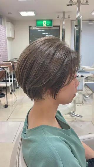 ショート 齋藤 尋真のヘアスタイル