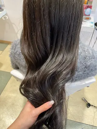 セミロング ☁️彦坂唯有/ 透明感カラー☁️のヘアスタイル