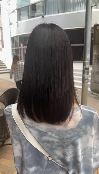 ミディアム 美髪矯正 透明感 カラー⭐️ユウキのヘアスタイル