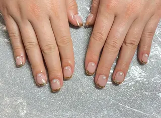 ネイル VIERU 🌈🎀💖のネイルデザイン