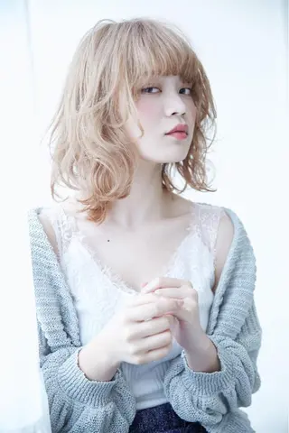 ミディアム カラー ニュアンスパーマ/ レイヤー/茶屋町のヘアスタイル