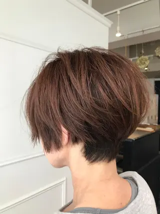 ショート カラー パーマ 黒神 浩之のヘアスタイル