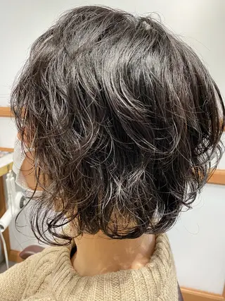 ショート パーマ 小松 真唯子のヘアスタイル