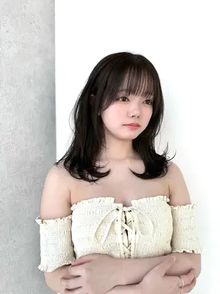 ミディアム けんけん cachecacheのヘアスタイル