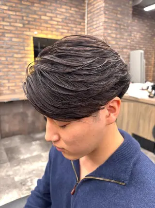 メンズ 🪽直毛男子の救世主 🪽フェザーパーマのヘアスタイル