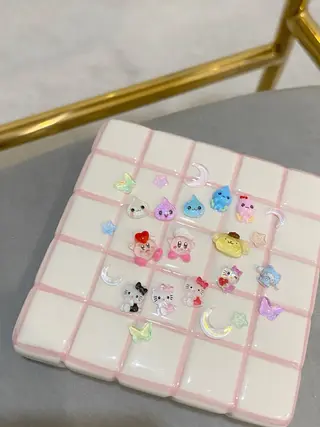 ネイル Lim nail🤍 Ayaのネイルデザイン