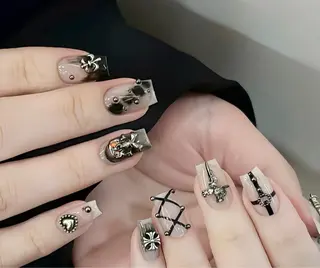 ネイル D-BEAUTY Nailsalonのネイルデザイン