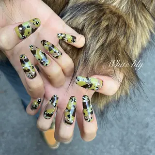 ネイル White lily所属・牧田 雅世のネイルデザイン