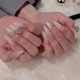 ネイル Luna Gladeのネイルデザイン