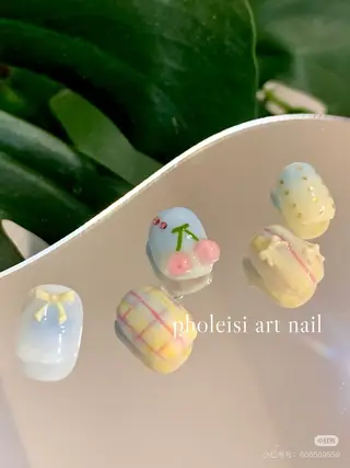 ネイル PholeisiAr tNail-Mikiのネイルデザイン