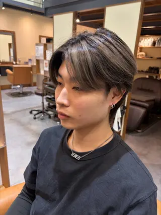 ショート カラー 川合 泰世のヘアスタイル