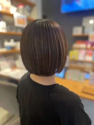 ミディアム momoka 女性限定のヘアスタイル