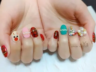 ネイル YUMI NAGAI  のネイルデザイン