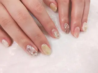 ネイル はばすみれ🎀ﾈｲﾙ 光ﾌｪｲｼｬﾙ ﾍｱのネイルデザイン