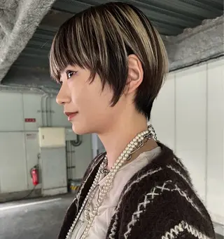 ショート カラー ハッシュカット カシマハヤトのヘアスタイル