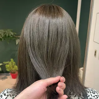 ミディアム ひなた あゆみのヘアスタイル