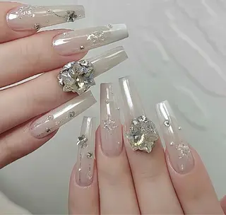 ネイル D-BEAUTY Nailsalonのネイルデザイン