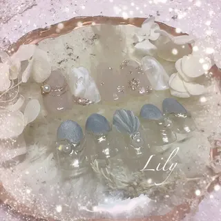 ネイル Lily*nail 🌻Mii🌻のネイルデザイン