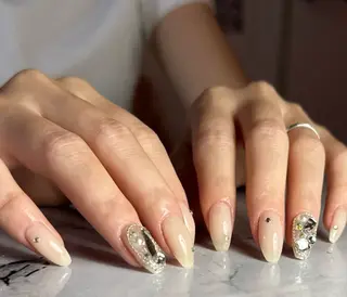 ネイル 新山 聖のネイルデザイン