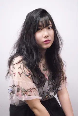 ロング 米澤 篤志のヘアスタイル