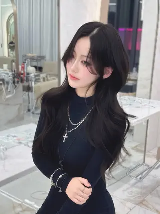 ロング のり🐼顔まわり/ 韓国/レイヤーカットのヘアスタイル
