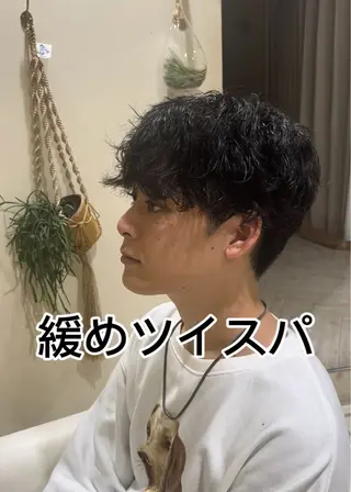 ショート パーマ メンズ 山口 陸のヘアスタイル