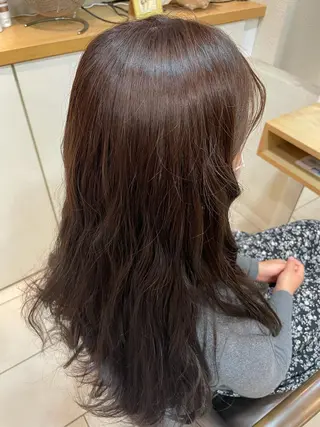 ロング カラー AMAN GIRL所属・鈴木 悠華のヘアスタイル