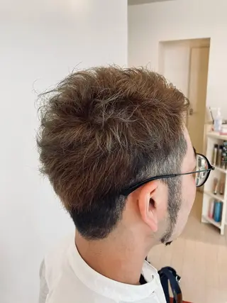カラー メンズ PazRood 山下のヘアスタイル