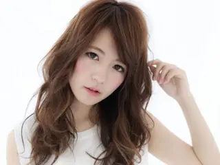 セミロング 髪質改善\酸熱TR カット【店長】のヘアスタイル