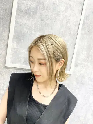 ミディアム 【.ico】心斎橋/ ウルフ/飛田ゆうきのヘアスタイル