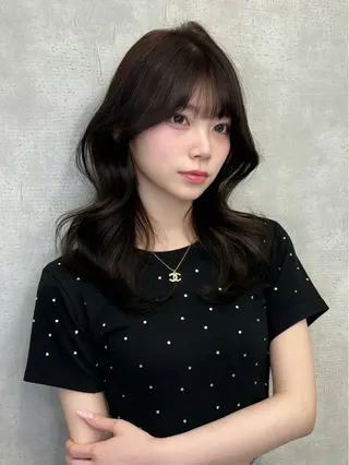 セミロング カラー ⛓ワンホンレイヤー 🥀🖤/あいりのヘアスタイル