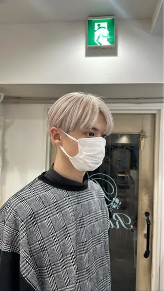 ショート ミルクティーベージュ /三村克彦のヘアスタイル