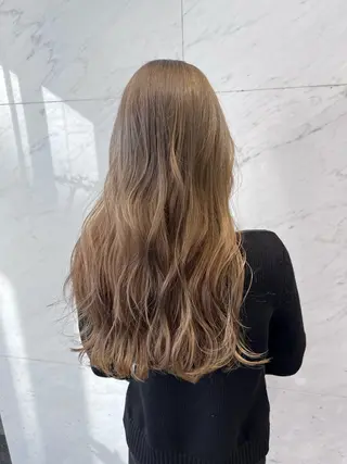 セミロング カラー ベイリコルド　アトリ 店長　宮城一真のヘアスタイル