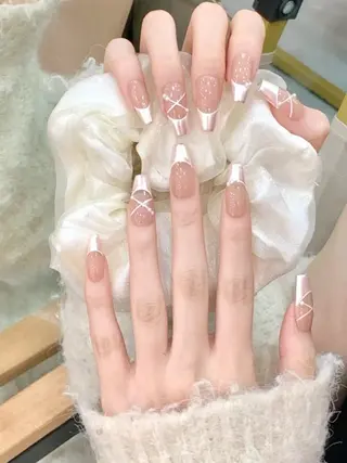 ネイル lucky nail 歌舞伎町のネイルデザイン