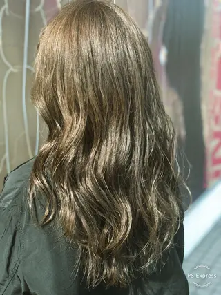 セミロング 高橋 陸のヘアスタイル