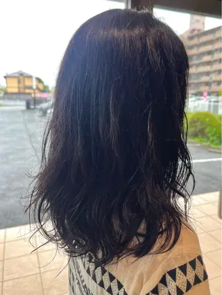 セミロング 赤み消しカラー 🩵かりんのヘアスタイル