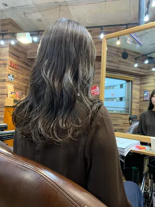 ロング カラー 川名 充✂️のヘアスタイル