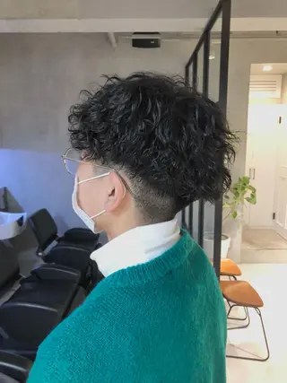 カラー パーマ ヘアアレンジ メンズ ネイル アイブロウ ショートヘア原宿 fifth コシのヘアスタイル