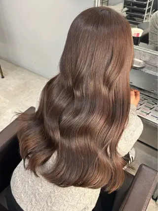 ロング カラー 桐生 かれんのヘアスタイル
