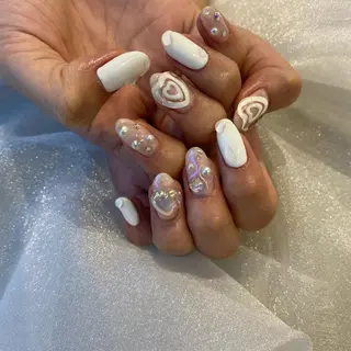 ネイル SHELL TOKYO所属・鎌田 玲奈のネイルデザイン