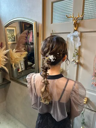 ロング ヘアアレンジ 西村 真実子のヘアスタイル