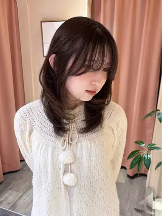 ミディアム カラー coyumi / 𝘦 𝘮 𝘶のヘアスタイル